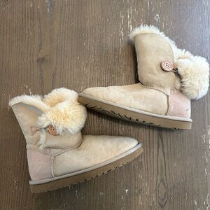 UGG Classic Tan Boots with Fur Trim